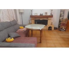PRECIOSA CASA UNIFAMILIAR SITUADA EN TOCON CON AMPLIAS SUPERFICIES Y AMPLIO PATIO CON JACUZZI !!!