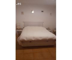 PRECIOSA CASA UNIFAMILIAR SITUADA EN TOCON CON AMPLIAS SUPERFICIES Y AMPLIO PATIO CON JACUZZI !!!