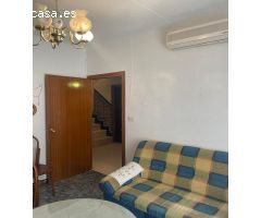 MAGNÍFICA VIVIENDA UNIFAMILIAR SITUADA EN EL CENTRO DEL PUEBLO CON AMPLIAS SUPERFICIES  !!!