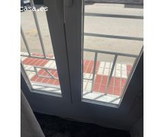 MAGNÍFICA VIVIENDA UNIFAMILIAR SITUADA EN EL CENTRO DEL PUEBLO CON AMPLIAS SUPERFICIES  !!!