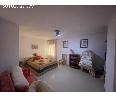 CASA DE PUEBLO SITUADA EN EL TURRO -  CACÍN, CON AMPLIAS SUPERFICIES