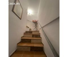 CASA DE PUEBLO SITUADA EN EL TURRO -  CACÍN, CON AMPLIAS SUPERFICIES