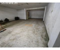 SE VENDE LOCAL ZONA PISOS AZULES