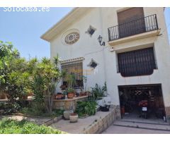 SE VENDE CHALET EN ELCHE