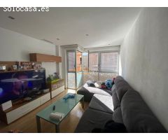 SE VENDE PISO PARA ENTRAR A VIVIR CON ASCENSOR.