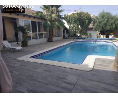 SE VENDE CHALET EN ORIHUELA COSTA