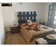 SE VENDE CHALET EN ORIHUELA COSTA