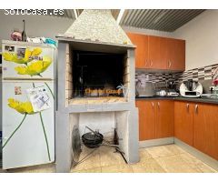 SE VENDE TERRENO DE 14900 M2, CON LUZ Y AGUA, ZONA NOVELDA !!!