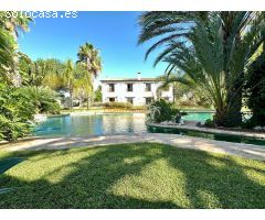 ESPECTACULAR VILLA DE LUJO EN VENTA EN PERLETA!!