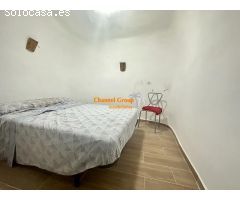 SE VENDE CASA CUEVA, ZONA LA ROMANA