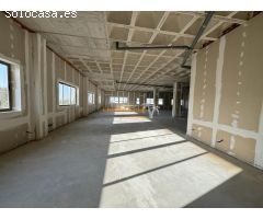 SE ALQUILA NAVE INDUSTRIAL EN EL POLIGONO DE TORRELLANO