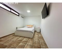 ESPECTACULAR PROPIEDAD CON PISCINA PRIVADA Y SÓTANO EN VENTA