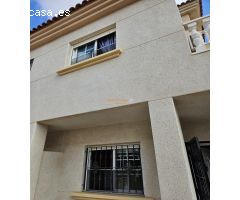Adosado en Torrevieja zona Carrefur