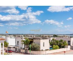 ESPECTACULAR VILLA MODERNA EN ROJALES!!