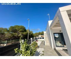 VILLAS DE LUJO EN VENTA EN PINAR DE CAMPOVERDE-PILAR DE LA HORADADA!!