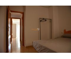 Luminoso apartamento con vistas al mar y al puerto en Torrevieja, zona Playa Acequión