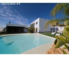 OPORTUNIDAD DE LUJO PARA VIVIR EN UNA VILLA EN MUTXAMEL!!