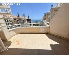 ÁTICO CON VISTAS AL MAR Y SOLARIUM PROPIO-50 MTS DE LA PLAYA
