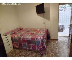 SE VENDE PISO CON ASCENSOR Y PATIO PISABLE ZONA PIRULI