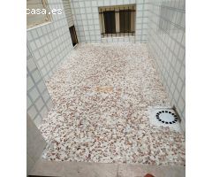 SE VENDE PISO CON ASCENSOR Y PATIO PISABLE ZONA PIRULI