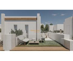 BUNGALOW EN GRAN ALACANT CON SÓTANO Y TERRAZA