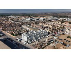 BUNGALOW EN GRAN ALACANT CON SÓTANO Y TERRAZA