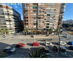 SE ALQUILA PISO EN EL CENTRO DE ALICANTE JUNTO LA ESTACIÓN DE TREN Y CORTE INGLÉS!