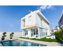 VIVIENDA DE DISEÑO EN GRAN ALACANT