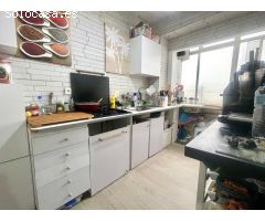 PISO EN VENTA EN EL CENTRO JUNTO AL MERCADO CENTRAL Y de la PLAZA LUCEROS