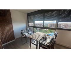 Impecable piso de dos habitaciones con ascensor