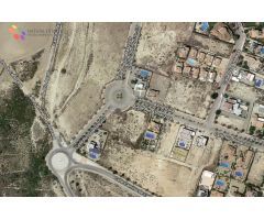 PARCELA URBANA EN ZONA INMEJORABLE