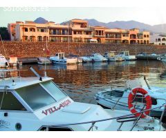 HOSTAL LA ESPERANZA UBICADO EN VILLARICOS ,FRE NTE AL MAR