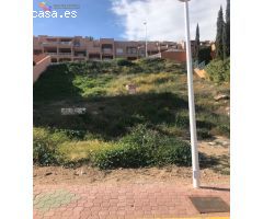 MAGNIFICA PARCELA URBANA EN URBANIZACION DE LUJO