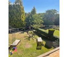 OPORTUNIDAD!! AMPLIO TRIPLEX EN CAMPO DE GOLF