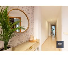 Piso de 3 dormitorios, 2 baños y plaza de garaje incluido en el precio