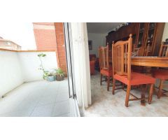PISO DE 4 HABITACIONES CON BALCÓN EN LA CONCÒRDIA