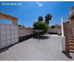 Villa en Venta en Torrevieja, Alicante