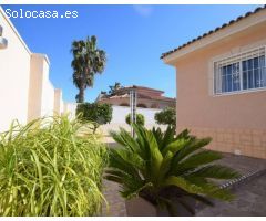 Villa en Venta en Benijófar, Alicante