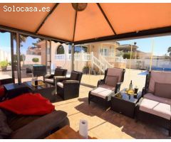Villa en Venta en Benijófar, Alicante