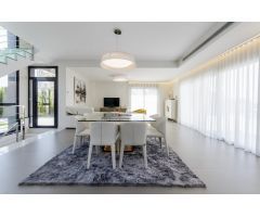 VILLAS A 250 m DE LA PLAYA EN CAMPOAMOR