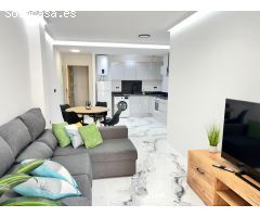 Apartamento de 2 Dormitorios Reformado en Venta a Solo 200 metros de La Playa Torrevieja