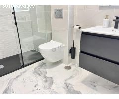Apartamento de 2 Dormitorios Reformado en Venta a Solo 200 metros de La Playa Torrevieja