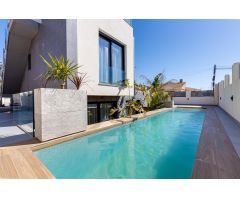 FANTASTICA VILLA MEDITERRANEA A 60 m DE LA PLAYA Y CON VISTAS AL MAR!!!
