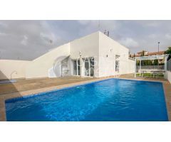VILLAS PAREADAS DE OBRA NUEVA EN LOS ALCAZARES