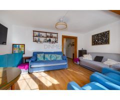 APARTAMENTO DE 3 DORMITORIOS CON VISTAS AL PUERTO Y AL MAR EN TORREVIEJA, ZONA CENTRO