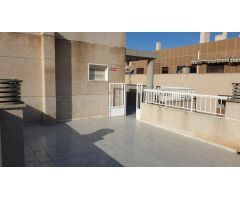 ÁTICO EN ESQUINA CON ENORME TERRAZA EN TORREVIEJA!!!