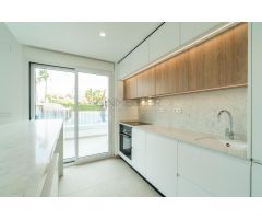 Apartamento Exclusivo en Planta Baja Frente a la Piscina