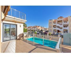 Villa en Venta en Orihuela Costa, Alicante