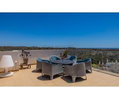 Ático de 3 dormitorios con vistas al mar en Las Ramblas Golf, Orihuela Costa