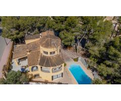 Villa en Venta en Orihuela Costa, Alicante